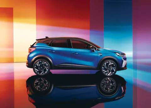 Renault Captur techno full hybrid E-Tech 160 Thumbnail #2