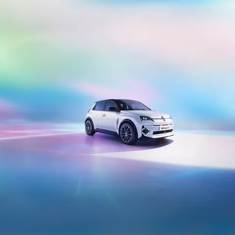 Renault 5 iconic five urban range Thumbnail #3