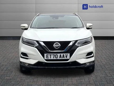 ET70AAV Nissan Qashqai 1.3 DiG-T 160 Tekna 5dr Thumbnail #8