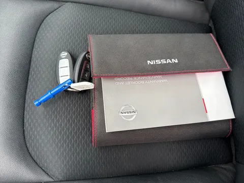 ET70AAV Nissan Qashqai 1.3 DiG-T 160 Tekna 5dr Thumbnail #21