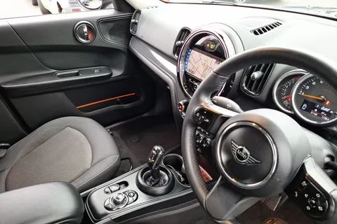 MD72UWV Mini Countryman 1.5 Cooper Classic 5dr Auto Thumbnail #13