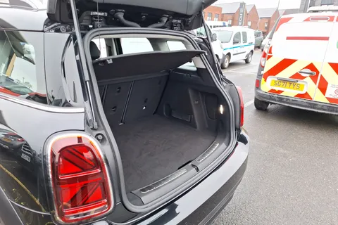 MD72UWV Mini Countryman 1.5 Cooper Classic 5dr Auto Thumbnail #40