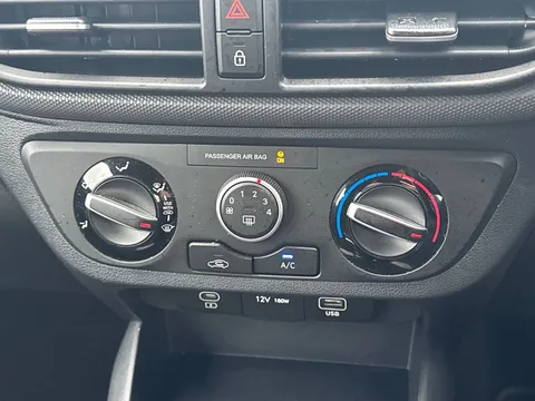 DG74CHL Hyundai i10 1.2 [79] Advance 5dr Auto [Nav] Thumbnail #20