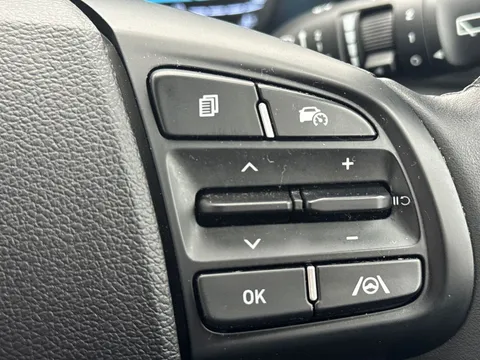 DG74CHL Hyundai i10 1.2 [79] Advance 5dr Auto [Nav] Thumbnail #22