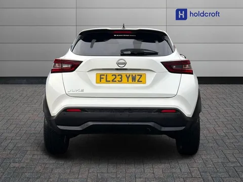 FL23YWZ Nissan Juke 1.0 DiG-T 114 N-Connecta 5dr Thumbnail #5