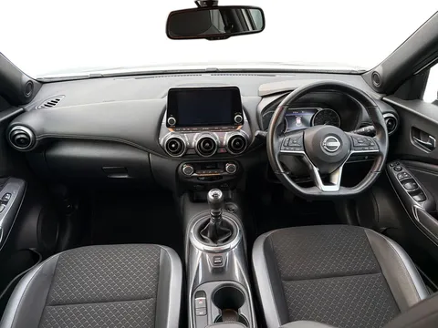 FL23YWZ Nissan Juke 1.0 DiG-T 114 N-Connecta 5dr Thumbnail #12