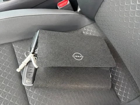 FL23YWZ Nissan Juke 1.0 DiG-T 114 N-Connecta 5dr Thumbnail #21