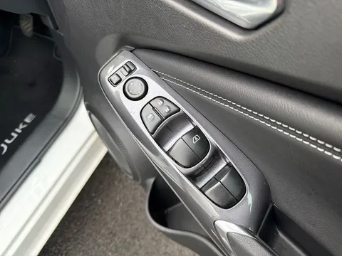 FL23YWZ Nissan Juke 1.0 DiG-T 114 N-Connecta 5dr Thumbnail #22