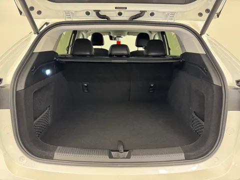 DL25JWM Mg Motor Uk Hs 1.5 T-GDI PHEV Trophy 5dr Auto Thumbnail #25