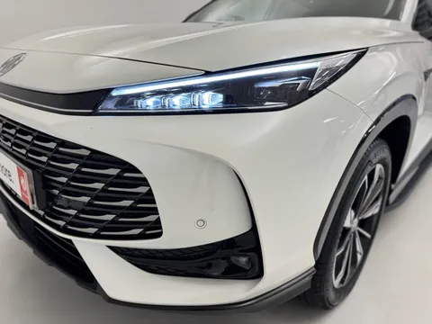 DL25JWM Mg Motor Uk Hs 1.5 T-GDI PHEV Trophy 5dr Auto Thumbnail #11