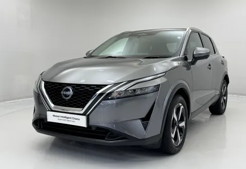 DL73WRZ Nissan Qashqai 1.3 DiG-T MH 158 N-Connecta [Glass Rf] 5dr Xtronic Thumbnail #5