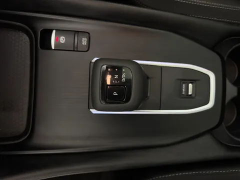 DL73WRZ Nissan Qashqai 1.3 DiG-T MH 158 N-Connecta [Glass Rf] 5dr Xtronic Thumbnail #16