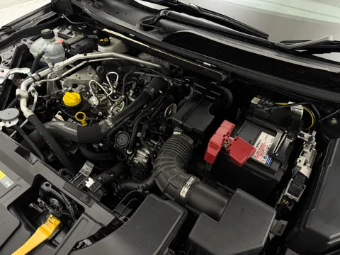 DL73WRZ Nissan Qashqai 1.3 DiG-T MH 158 N-Connecta [Glass Rf] 5dr Xtronic Thumbnail #28