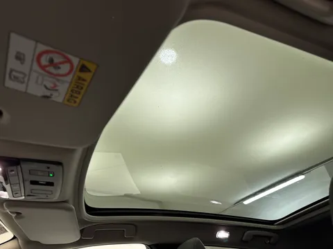 GY25RXM Nissan Qashqai 1.3 DiG-T MH N-Connecta 5dr Thumbnail #11