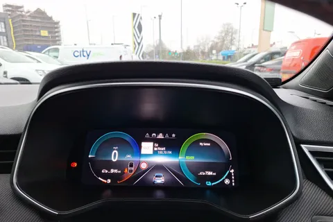 YP24GNV Renault Clio 1.6 E-TECH full hybrid 145 Esprit Alpine 5dr Auto Thumbnail #12