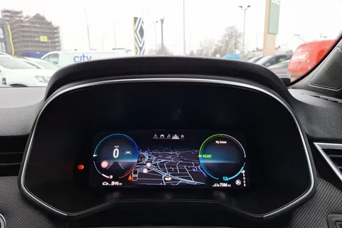 YP24GNV Renault Clio 1.6 E-TECH full hybrid 145 Esprit Alpine 5dr Auto Thumbnail #14