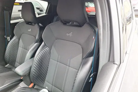 YP24GNV Renault Clio 1.6 E-TECH full hybrid 145 Esprit Alpine 5dr Auto Thumbnail #32