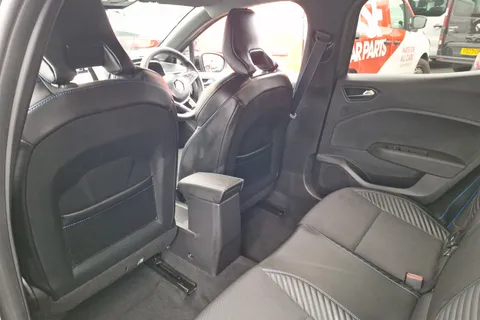 YP24GNV Renault Clio 1.6 E-TECH full hybrid 145 Esprit Alpine 5dr Auto Thumbnail #33