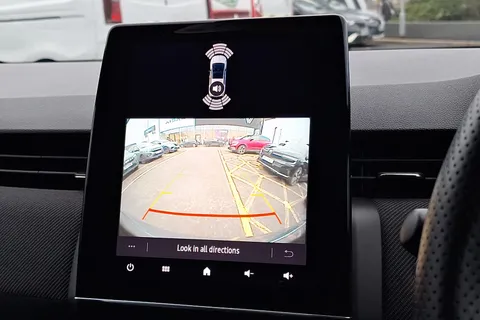 YP24GNV Renault Clio 1.6 E-TECH full hybrid 145 Esprit Alpine 5dr Auto Thumbnail #41