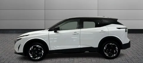 OW74VYX Nissan Qashqai 1.3 DiG-T MH 158 N-Connecta [Glass Rf] 5dr Xtronic Thumbnail #4