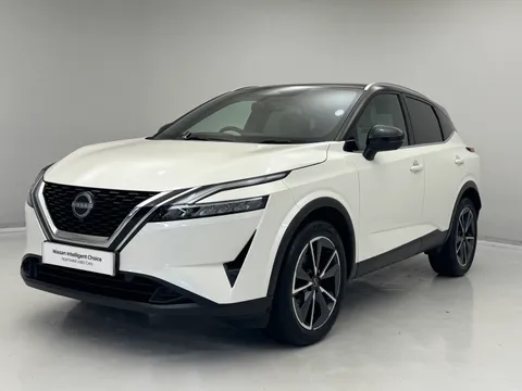 DS72ASU Nissan Qashqai 1.3 DiG-T MH 158 Tekna 5dr Xtronic Thumbnail #5