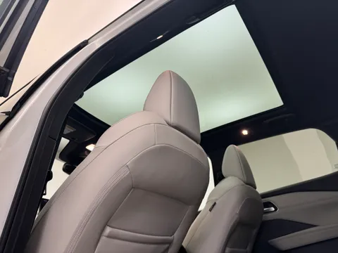 DS72ASU Nissan Qashqai 1.3 DiG-T MH 158 Tekna 5dr Xtronic Thumbnail #28