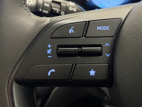 DW25NMF Hyundai Bayon 1.0 TGDi Ultimate 5dr Thumbnail #12