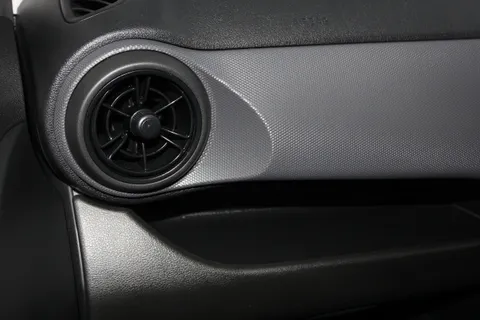 DG72MZD Hyundai i10 1.0 MPi SE Connect 5dr Thumbnail #9