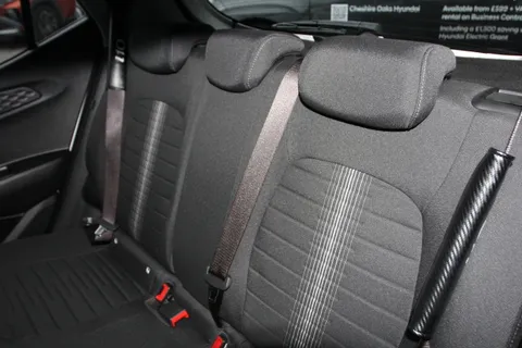 DG72MZD Hyundai i10 1.0 MPi SE Connect 5dr Thumbnail #10