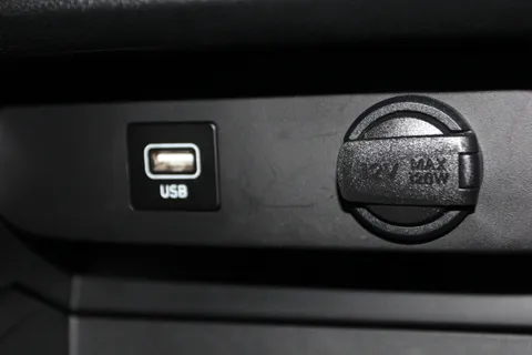 DG72MZD Hyundai i10 1.0 MPi SE Connect 5dr Thumbnail #23