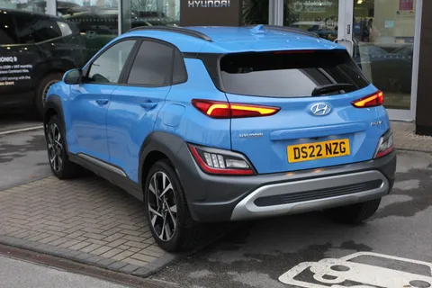 DS22NZG Hyundai Kona 1.0 TGDi 48V MHEV Premium 5dr Thumbnail #4