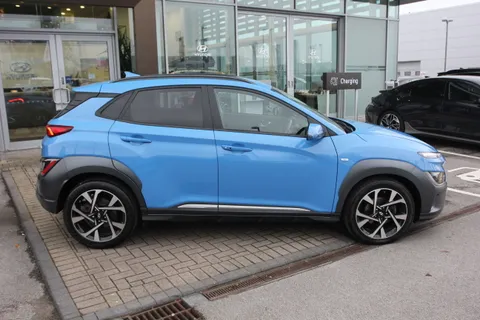 DS22NZG Hyundai Kona 1.0 TGDi 48V MHEV Premium 5dr Thumbnail #5