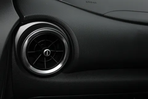 DS22NZG Hyundai Kona 1.0 TGDi 48V MHEV Premium 5dr Thumbnail #13