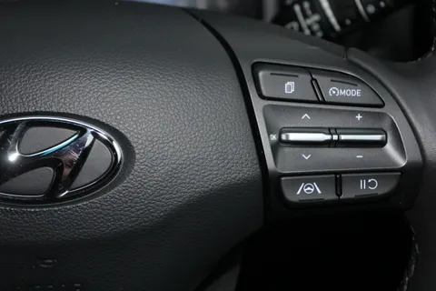 DS22NZG Hyundai Kona 1.0 TGDi 48V MHEV Premium 5dr Thumbnail #22