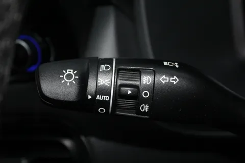 DS22NZG Hyundai Kona 1.0 TGDi 48V MHEV Premium 5dr Thumbnail #23