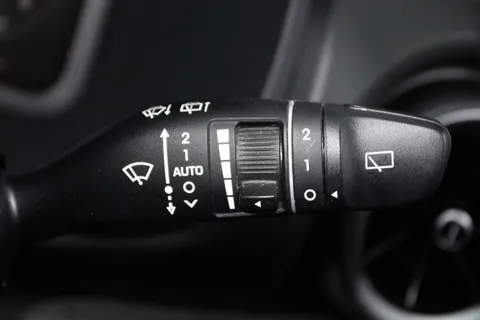 DS22NZG Hyundai Kona 1.0 TGDi 48V MHEV Premium 5dr Thumbnail #24