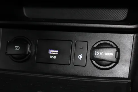 DS22NZG Hyundai Kona 1.0 TGDi 48V MHEV Premium 5dr Thumbnail #28