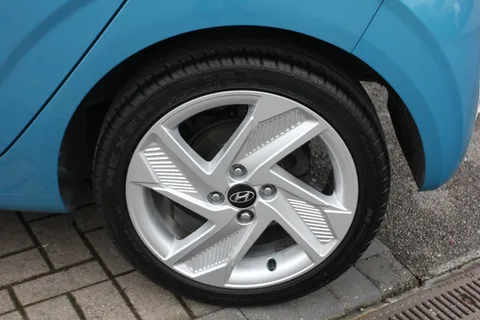 EN21PSU Hyundai i10 1.2 MPi Premium 5dr Auto Thumbnail #7
