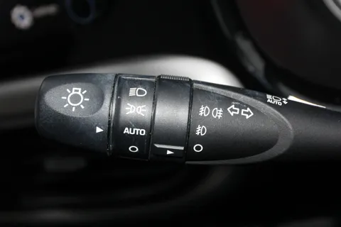 EN21PSU Hyundai i10 1.2 MPi Premium 5dr Auto Thumbnail #23