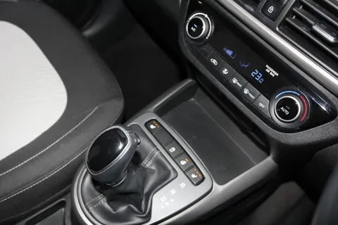 EN21PSU Hyundai i10 1.2 MPi Premium 5dr Auto Thumbnail #25