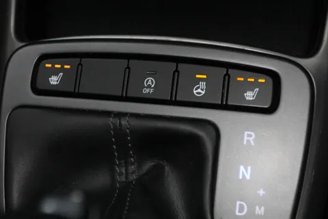 EN21PSU Hyundai i10 1.2 MPi Premium 5dr Auto Thumbnail #26