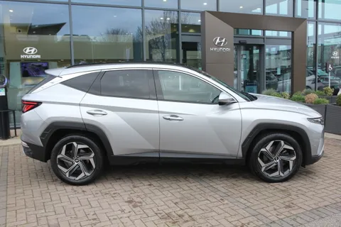 KP71HCE Hyundai Tucson 1.6 TGDi Hybrid 230 Ultimate 5dr 2WD Auto Thumbnail #4