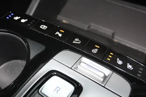 KP71HCE Hyundai Tucson 1.6 TGDi Hybrid 230 Ultimate 5dr 2WD Auto Thumbnail #21