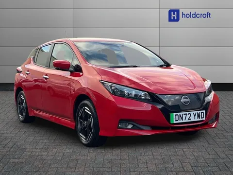 DN72YWD Nissan LEAF 110kW Acenta 39kWh 5dr Auto Thumbnail #2