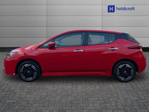 DN72YWD Nissan LEAF 110kW Acenta 39kWh 5dr Auto Thumbnail #6