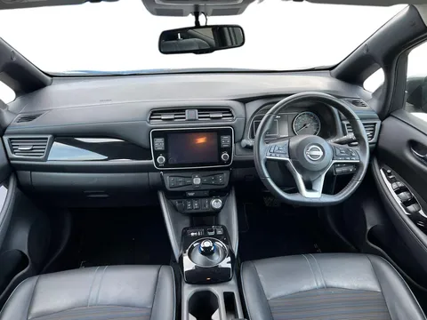 GY72KBX Nissan LEAF 110kW N-Connecta 39kWh 5dr Auto Thumbnail #12