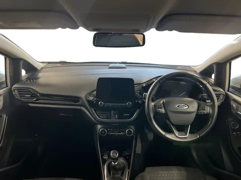 FG18FKW Ford Fiesta 1.0 EcoBoost Titanium 5dr Thumbnail #11