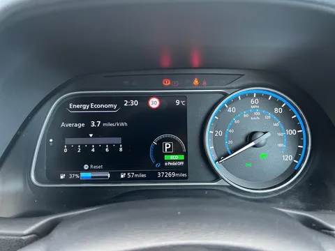 GY72KBX Nissan LEAF 110kW N-Connecta 39kWh 5dr Auto Thumbnail #13