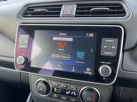 DN72YWD Nissan LEAF 110kW Acenta 39kWh 5dr Auto Thumbnail #14