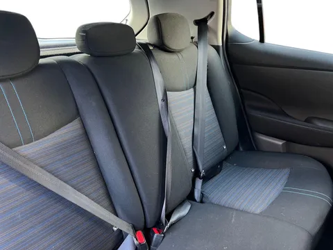 DN72YWD Nissan LEAF 110kW Acenta 39kWh 5dr Auto Thumbnail #16